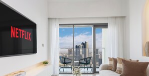 Apartment, City View | Living area - LUX | 47th Floor | Panoramic View | 2BR | Downtown (Dubai)