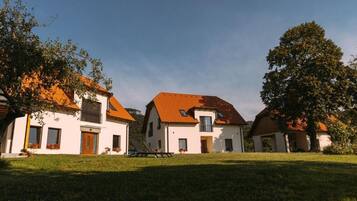 Familien-Suite, Gartenblick | Aussenbereich