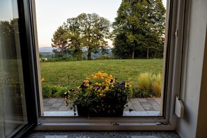 Comfort Double or Twin Room, Garden View | Cribs/infant beds, free WiFi, bed sheets