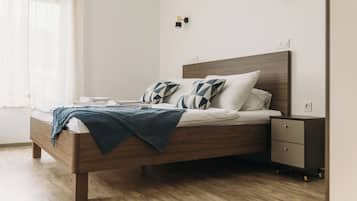 Comfort Double Room, Garden View | Cribs/infant beds, free WiFi, bed sheets