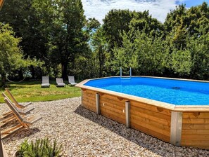 Seasonal outdoor pool, sun loungers - Hiša na Ravnah (Brežice)