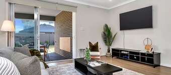 Campiana Retreat | 5 Beds, Near Virgara Wines, 2 Living Area