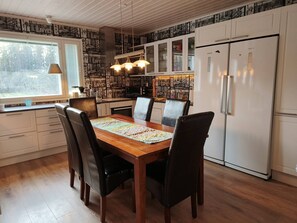 Dining - Villa Sinilepo, house no 3 - House in the middle of nature (Etelä-Karjala)