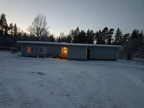 Exterior - Villa Sinilepo, house no 3 - House in the middle of nature (Etelä-Karjala)