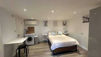 Iron/ironing board, internet, bed sheets, wheelchair access