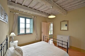 2 Schlafzimmer, Bügeleisen/Bügelbrett, Internetzugang