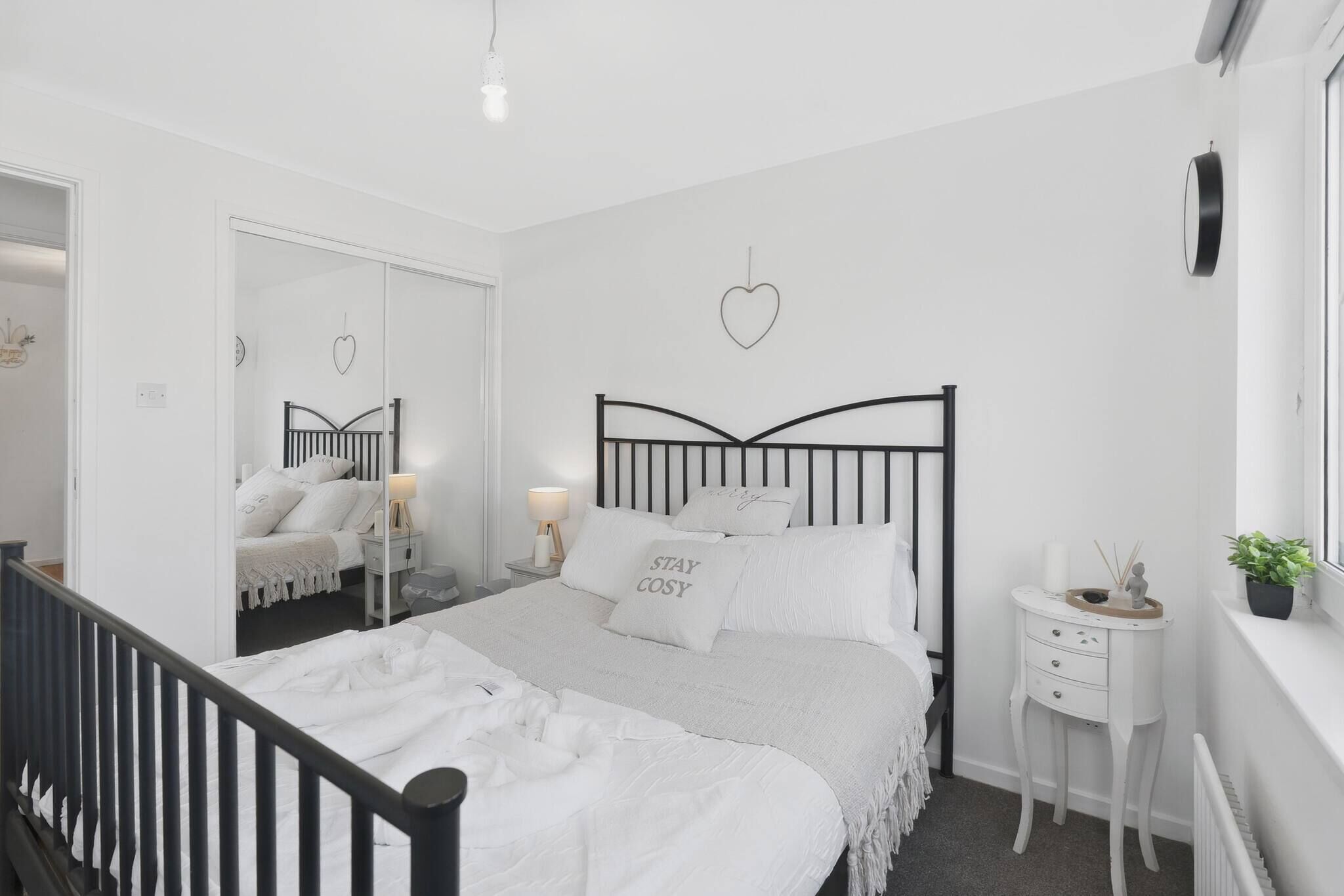 2 Schlafzimmer, Bügeleisen/Bügelbrett, Internetzugang, Bettwäsche