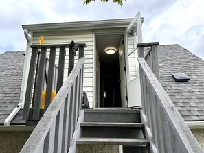 Exterior detail - Cozy Duplex 2nd floor suite (Winnipeg)