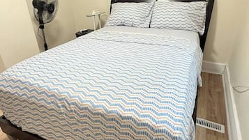 1 bedroom, iron/ironing board, Internet, bed sheets