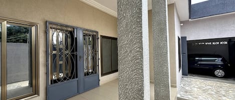 DĂ©tail de lâextĂ©rieur