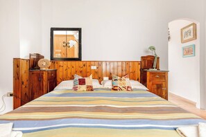 1 habitación, internet y ropa de cama 