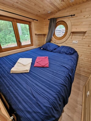 2 Schlafzimmer, Bettwäsche