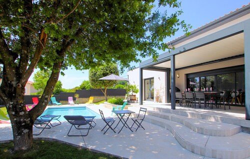 Nice home in Montboucher sur Jabron