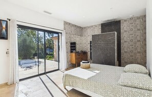 4 bedrooms, free WiFi - VILLA PROVENÇALE AVEC PISCINE (Montauroux)