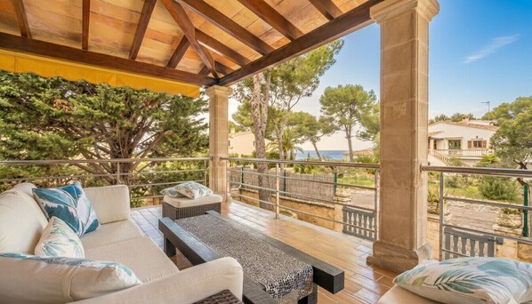 Terrace/patio - House in Alcudia Bell Lloc with pool near the sea (Alcúdia)