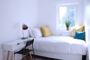 3 bedrooms, iron/ironing board, free WiFi, bed sheets - Luxy Property
A luxury House for live (London)