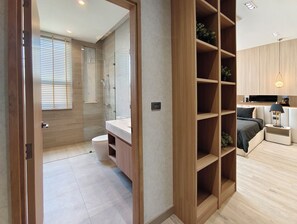 Shower, hair dryer, bidet, towels - The Haven Boutique Pool Villa Morn 1, Near Central Chiang Mai (San Klang - San Kamphaeng)
