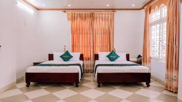 Luxury Room, Balcony, City View | Laptop workspace, blackout curtains, soundproofing, iron/ironing board