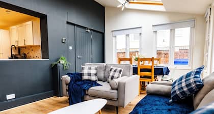 Gloucester Kingsholm 6 Bedrooms