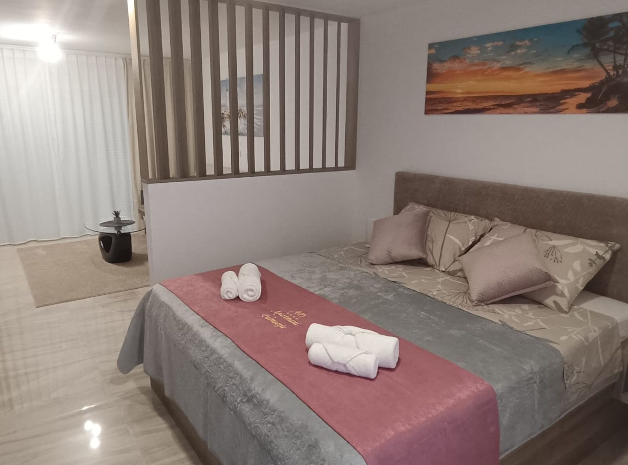 Estúdio (Studio Apartment with Balcony and Sea)