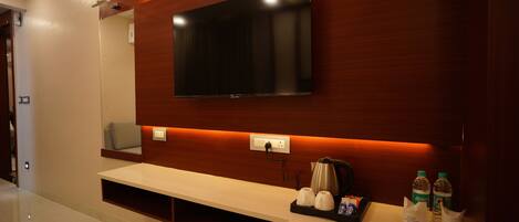 Deluxe Room | Free WiFi