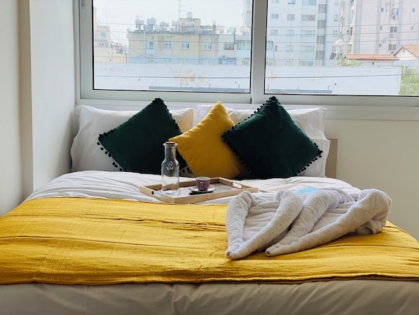 Apartment, 1 Double Bed, City View