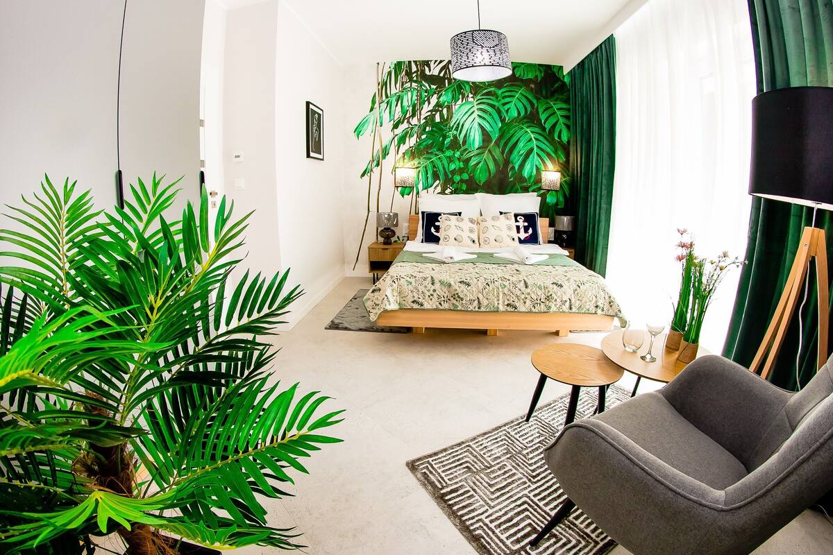 Apartment, Balkon (208B)