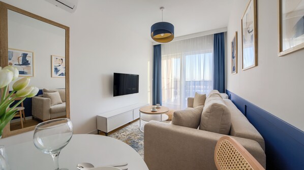 Departamento (231) | Área de sala de estar | Televisión de pantalla plana