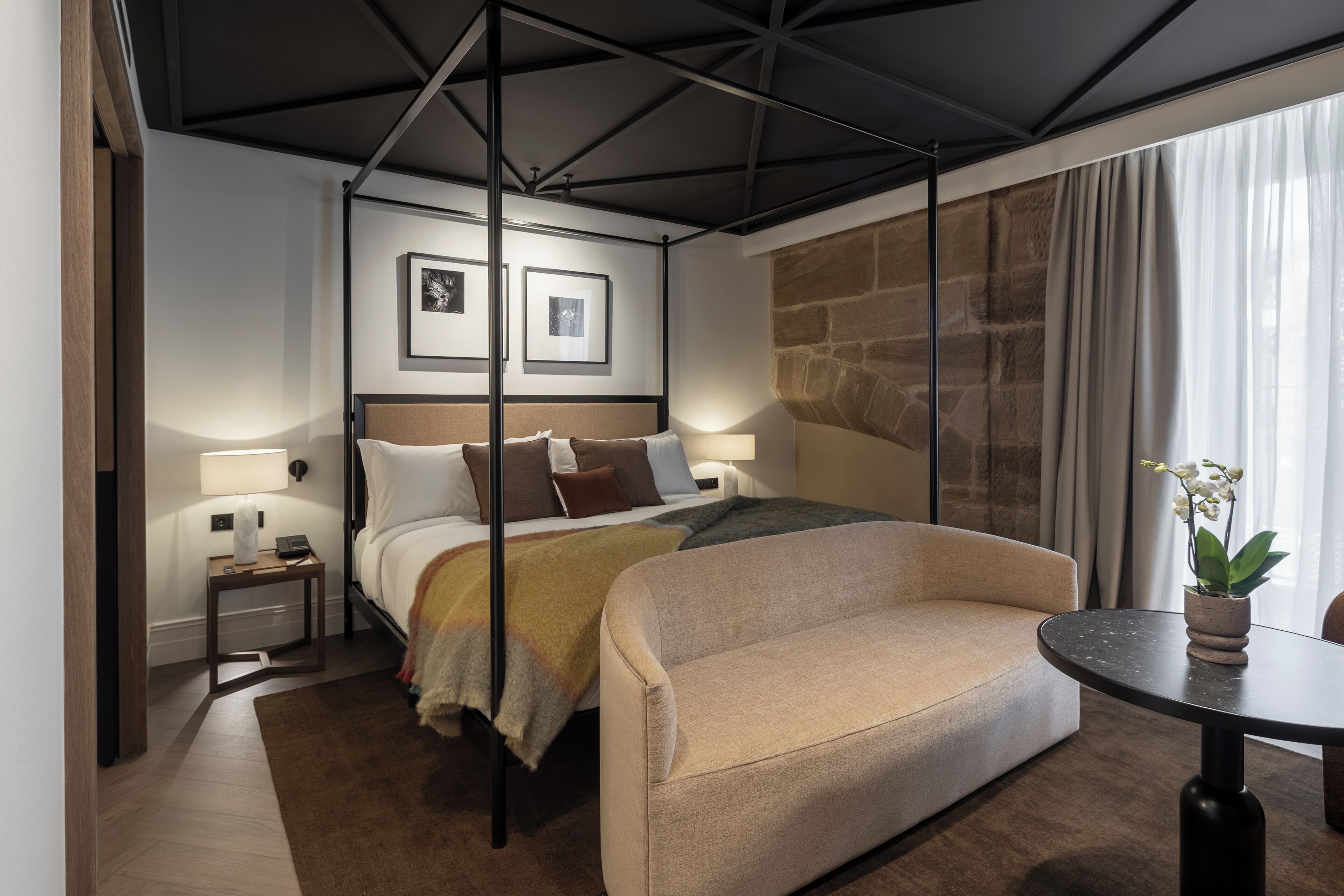 Coffres-forts dans les chambres, bureau