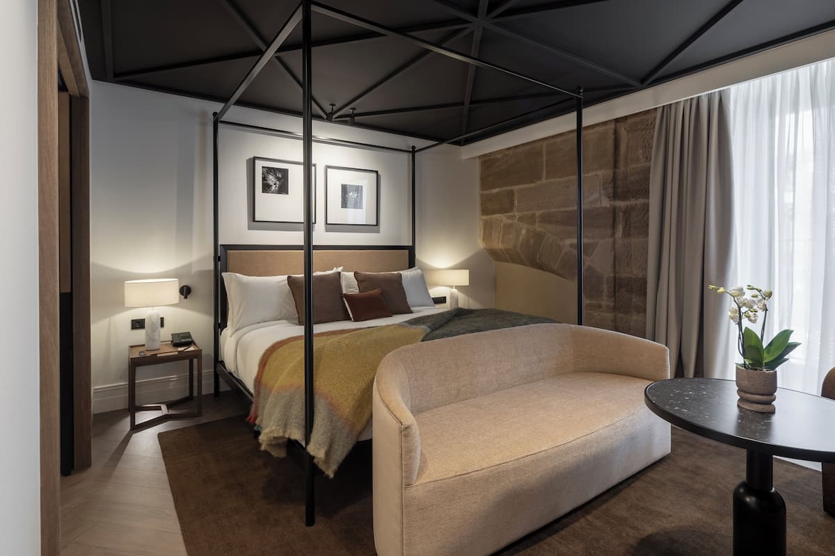 Coffres-forts dans les chambres, bureau