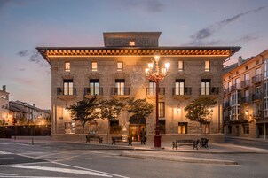 Fachada de la propiedad