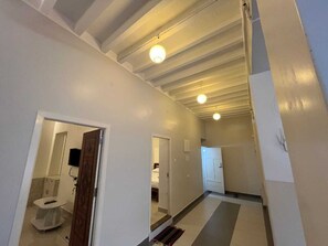 Iron/ironing board, free WiFi - Auro Mithra Heritage Stay (Puducherry)