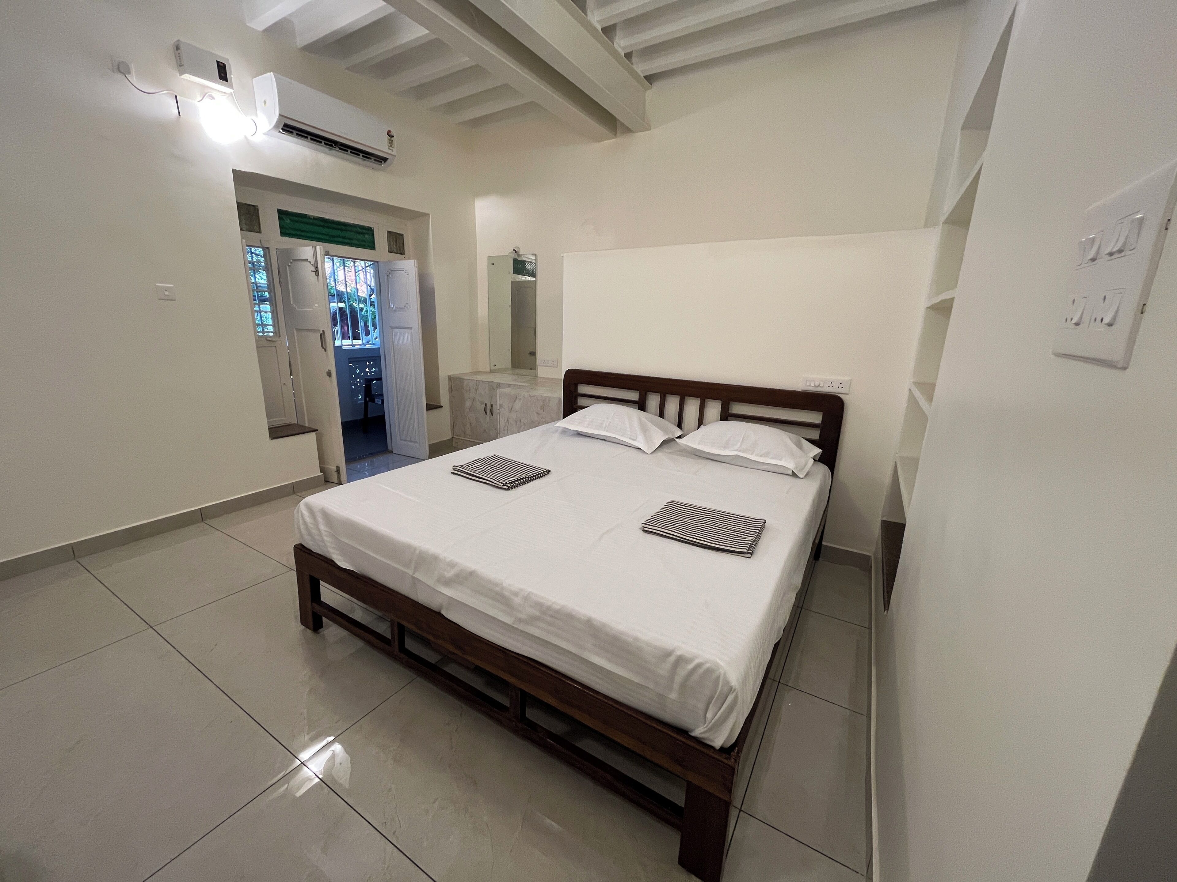 Deluxe Double Room, Balcony, City View | Iron/ironing board, free WiFi