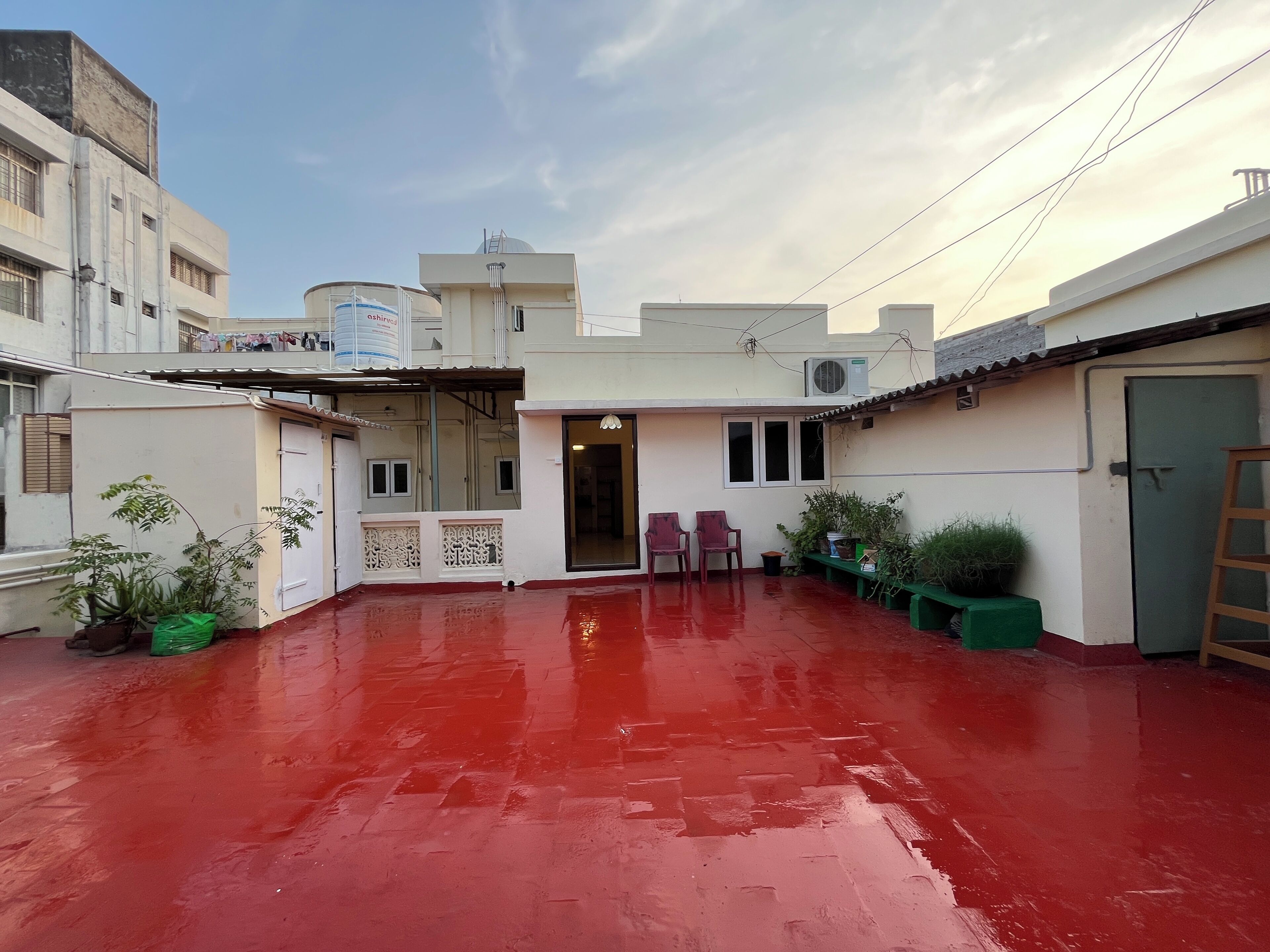 ลานระเบียง/นอกชาน