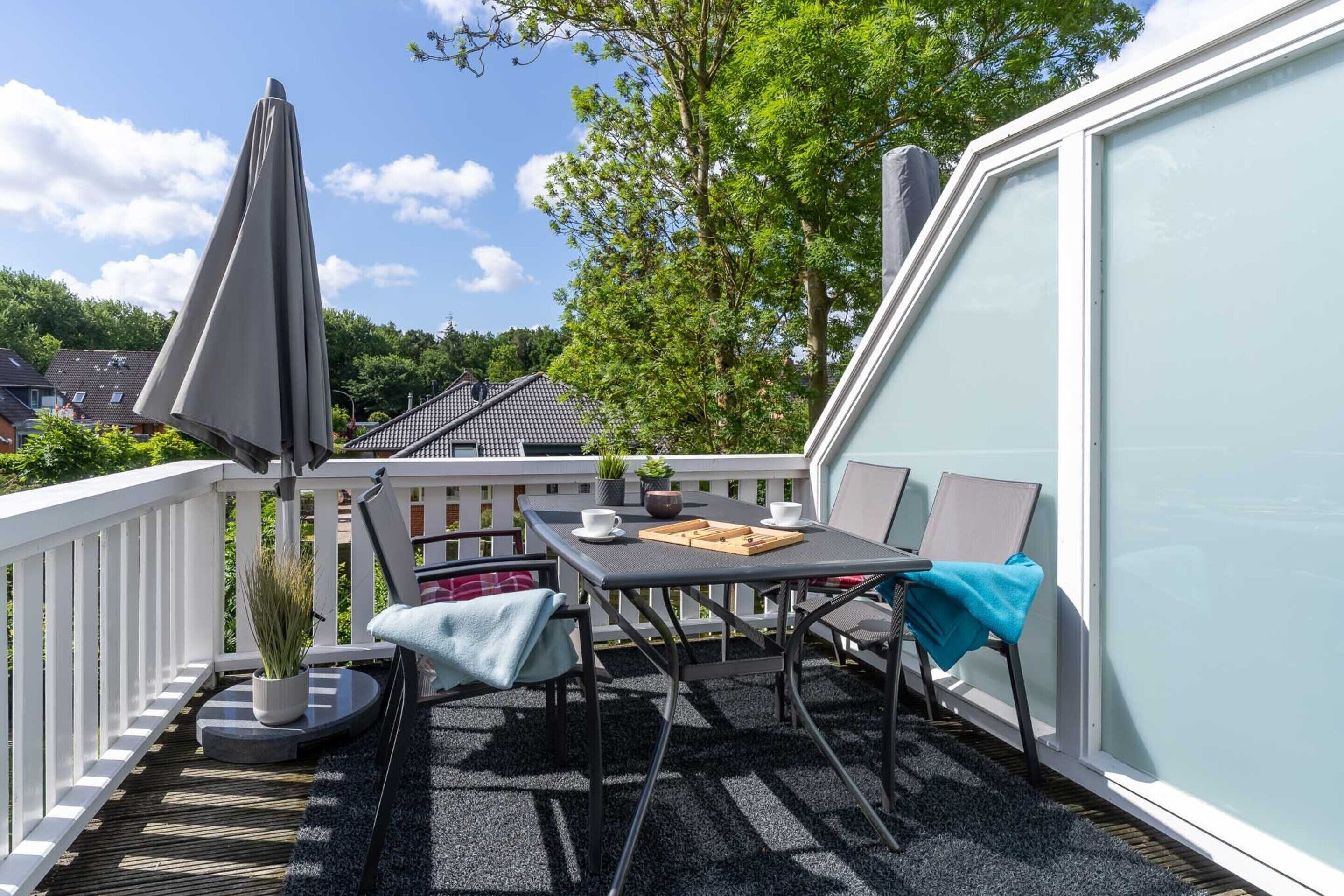 อพาร์ทเมนท์ | ระเบียง