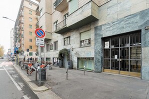 Exterior - GuestHost - A modern and spacious 142 square meters apartment, perfect for five people, located on the second floor of a building with an elevator (NOT accessible to guests with disabilities).The property is just steps from the S. Agostino metro station, (Milan)