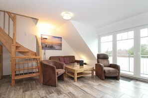 TV - Vacation apartment Meeresrauschen (Norden)