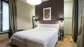 Fer et planche Ă repasser, Wi-Fi, draps fournis