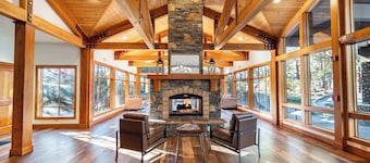 1BR Condo near Mt Bachelor with Resort Amenities