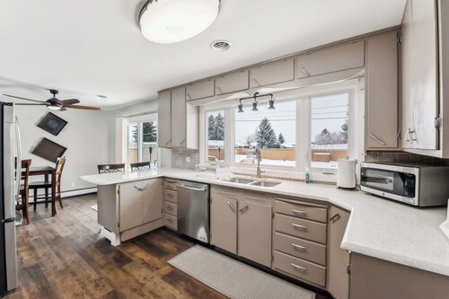 ‼️Cozy 3BR Home w/ BBQ Patio & Gym, Near Downtown