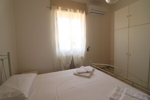 3 間睡房、熨斗/熨衫板、上網、床單
