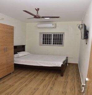 Double Room | Interior - SKY Stay Inn (Chennai)