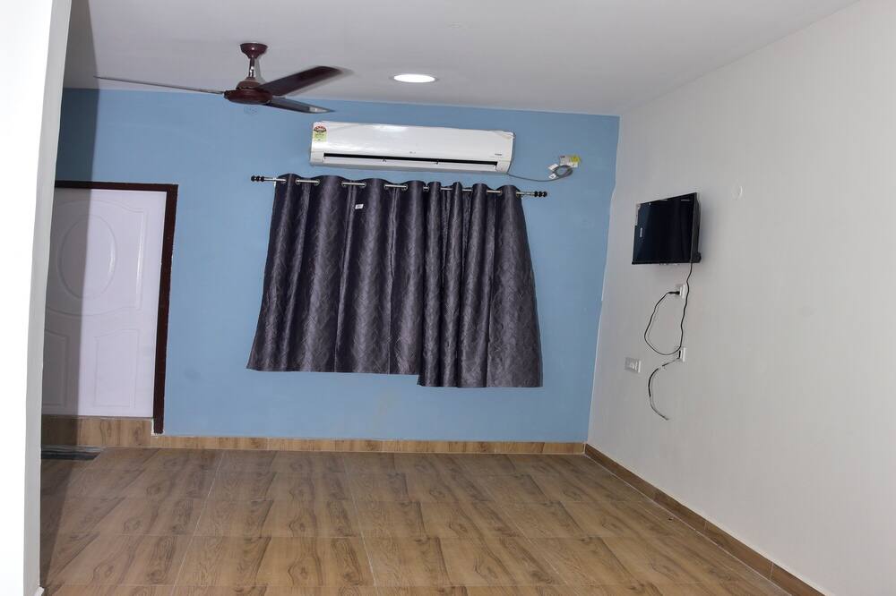 SKY Stay Inn