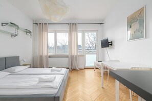 Studio Suite, Balcony | Free WiFi - RentPlanet - Studio Hoża (Warsaw)