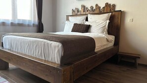 Apartamento, 2 quartos, vista para a montanha | Wi-Fi de cortesia, roupa de cama