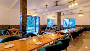 Dining - ASTORIA CORBETT RESORT (Kaladhungi)
