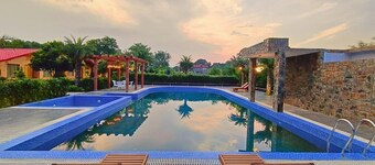 ASTORIA CORBETT RESORT