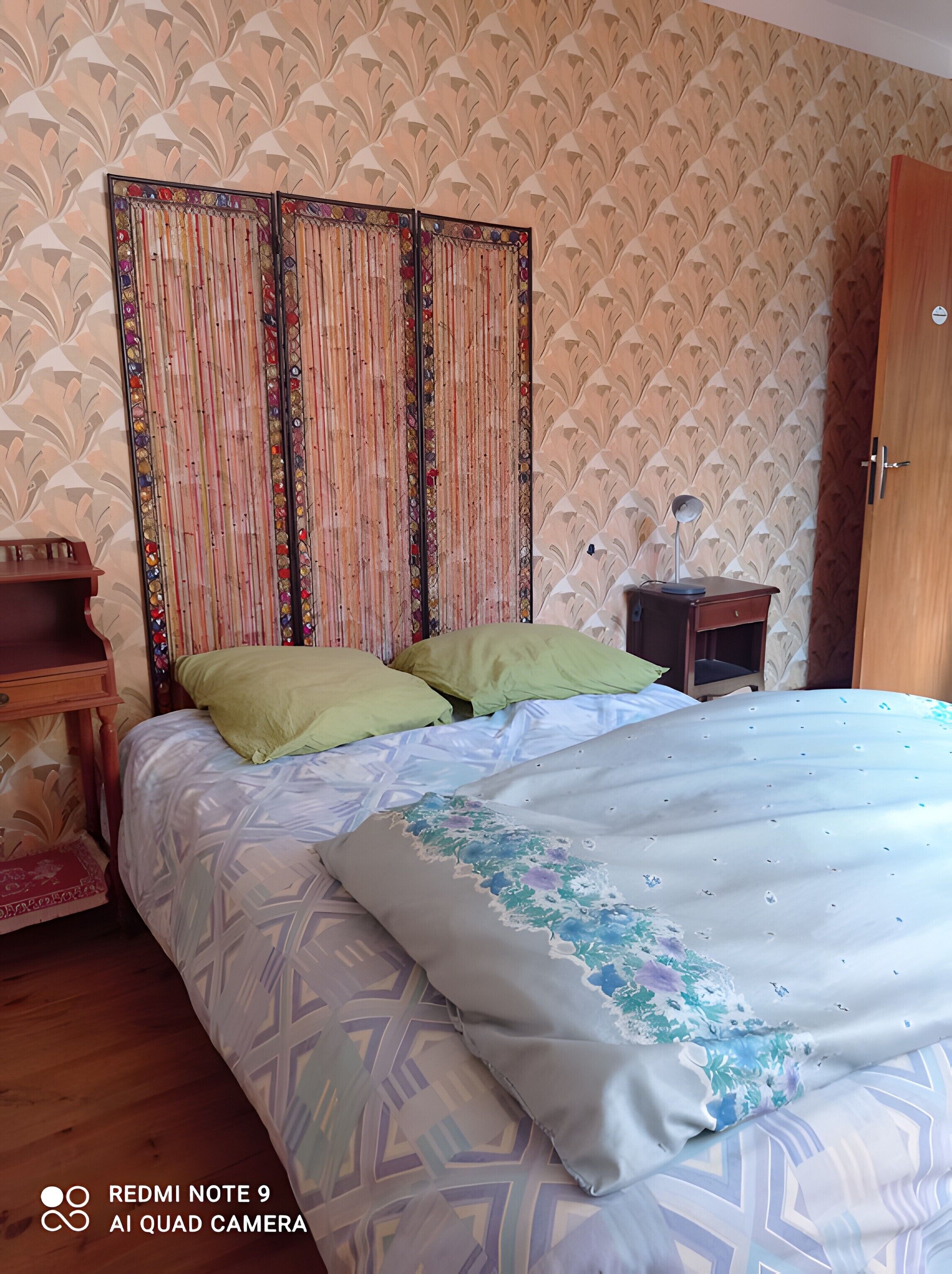 Iron/ironing board, WiFi