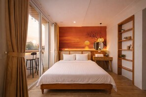 Laptop workspace, free WiFi - Horizon Suites Lakeview- By Sun Global (Ha Noi)