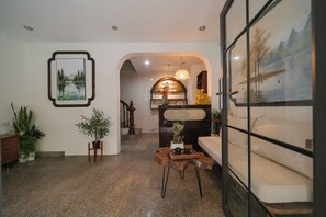 Interior - Horizon Suites Lakeview- By Sun Global (Ha Noi)